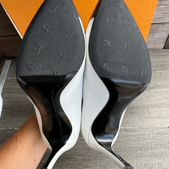 Louis Vuitton Leather White Black Heels Pumps Size 37 - Picture 7 of 11